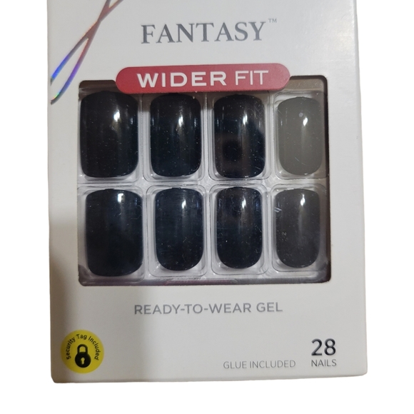 Kiss Makeup Kiss Gel Fantasy Wider Fit Ready To Wear Black Nails 28